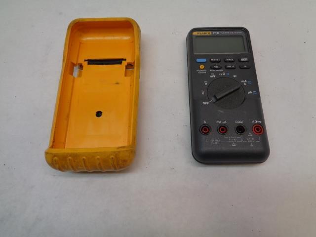 USED FLUKE 87 III TRUE RMS MULTIMETER 1000V-AC TEST EQUIPMENT R6