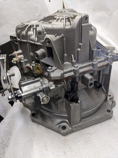 NEW GM TRANSMISSION/GEARBOX FOR OPEL ASTRA GTC/ CHEVROLET CRUZE 55569878 B2