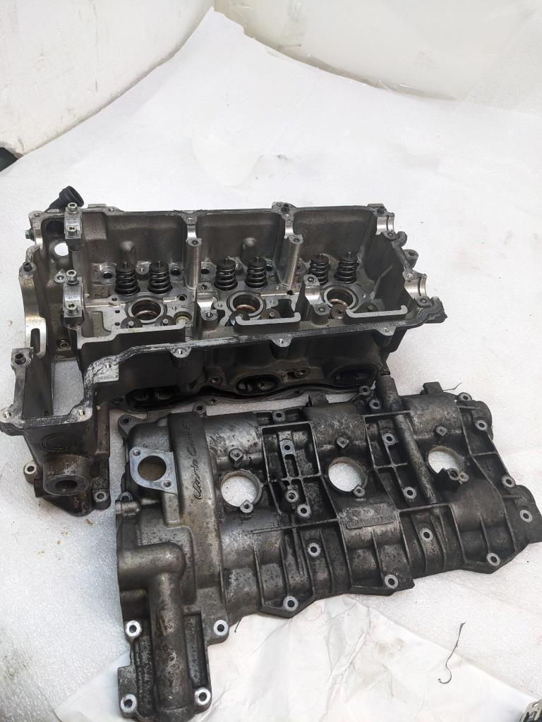 PORSCHE 911/996 CYLINDER HEAD ASSEMBLY W COVER 9961046710R #3 SR:5146 996BGL2