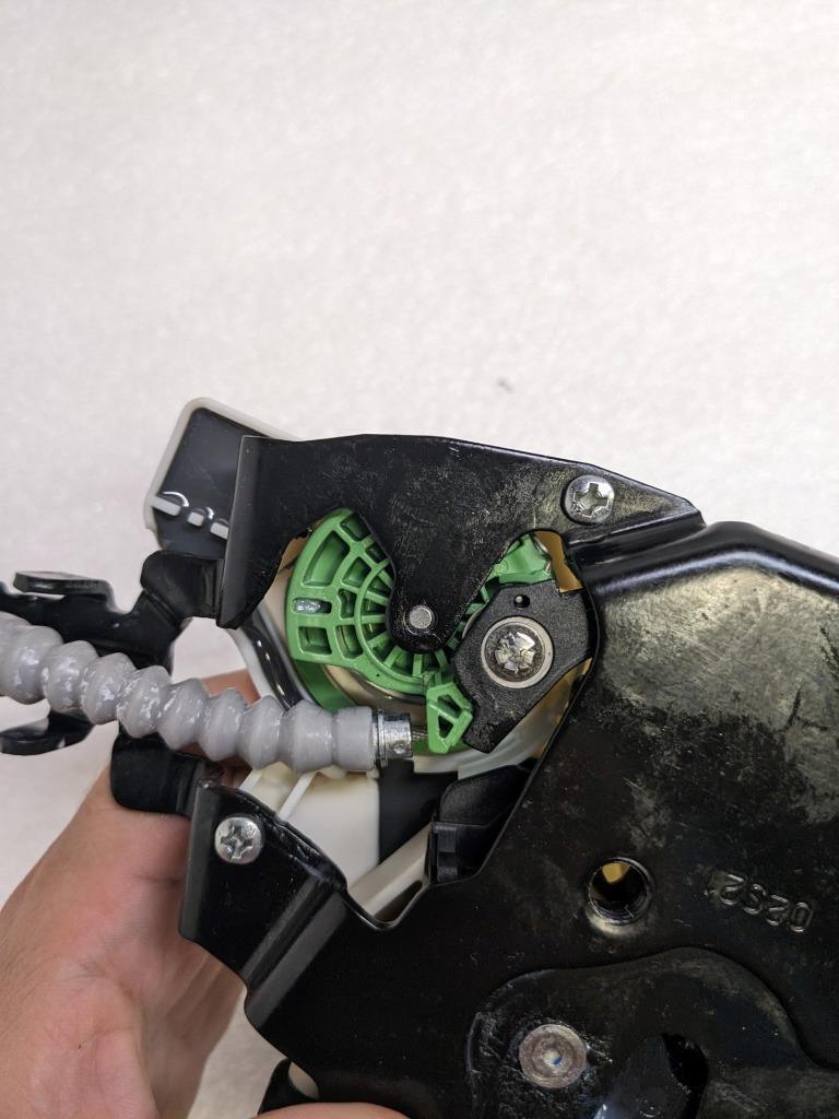 PORSCHE 971839015C LEFT DOOR LOCK ACTUATOR FOR 17-23 PANAMERA NEW PGB2