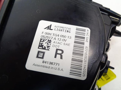 NEW PAIR GENUINE GM L/R TAIL LIGHTS for CHEVY CAMARO 16-18 84136775/6 SR