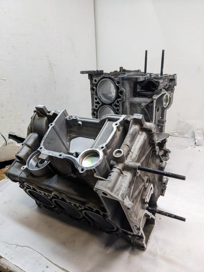 PORSCHE 911/996 3.4L RIGHT AND LEFT SIDE ENGINE BLOCK 9961011510R USED 996BGL2