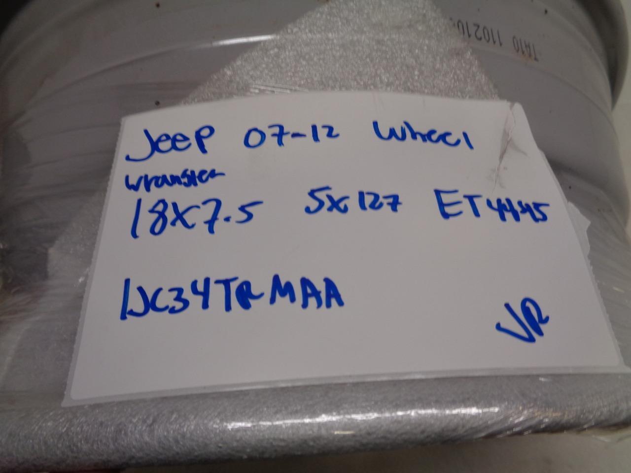 NEW JEEP 07-12 JEEP WRANGLER SILVER WHEEL 18X7.5 5X127 ET44.45 1JC34TRMAA WR