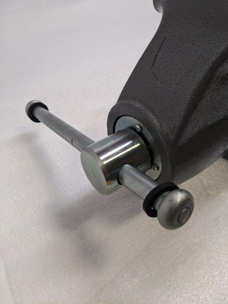 WILTON 28832 BENCH VISE 500S 5" WIDTH 8" OPENING 4-14" DEPTH SWIVEL BASE NEW H1