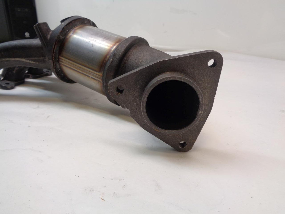 UNBRANDED EXHAUST MANIFOLD CATALYTIC CONVERTER for 3.5L CHEVY GMC HUMMER ISUZU