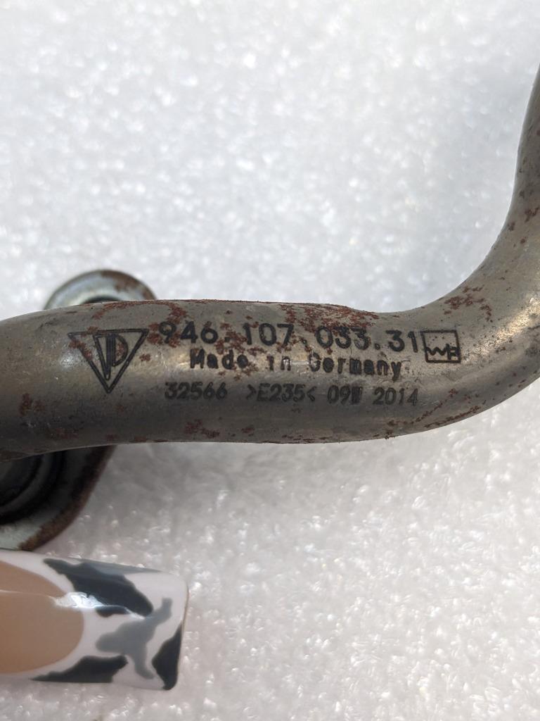 PORSCHE MACAN 15-18 ENGINE OIL LINE PIPE  94610703331 USED R21SPB
