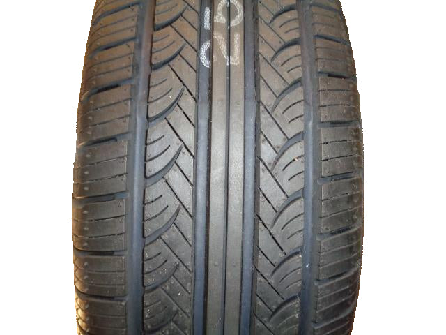 4 YOKOHAMA AVID TOURING S P 215 70 15 98S SL ALL SEASON TIRES 110131813 BQ4
