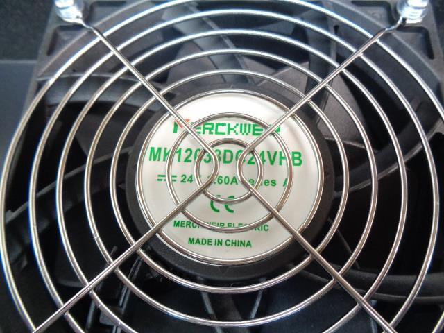 MERCKWEIR MK300-2T22G 3-PHASE 220V 22KW FREQUENCY CONVERTER NEW R29