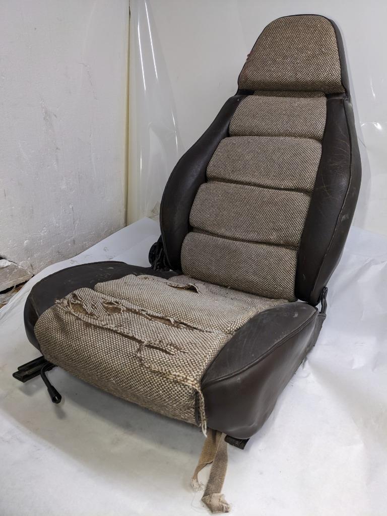 PORSCHE 1981 998 BROWN RECLINING MANUAL SEAT FOR PORSCHE (RIGHT) USED B2