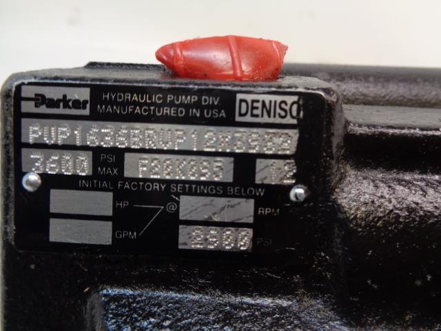 NEW PARKER PVP1636BRVP12X3932 HYDRAULIC PUMP DIV 3600 PSI 9T SPLINE PVP16 R34