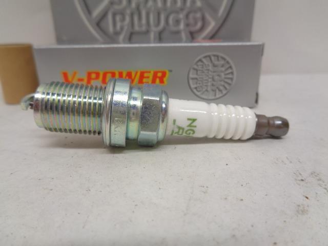 NEW NGK V-POWER SPARK PLUGS 4-PACK 7938 R13T1