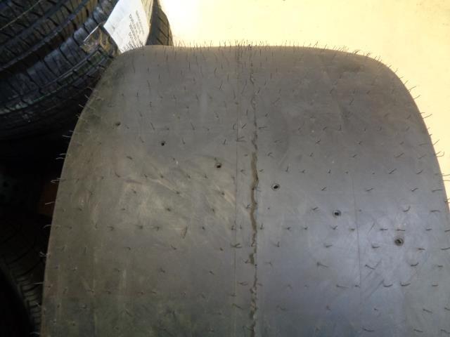 2 HOOSIER DRAG D05 33.0 15.0 15 RACING SLICK TIRES 107" & 107-1/4" 18370 CQ3