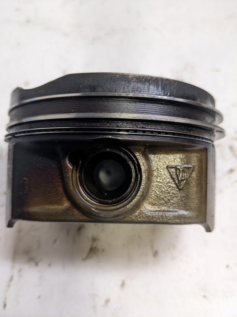 PORSCHE BOXSTER 987 05-08 PISTON CYLINDER (6) 09309481 USED 996G.L