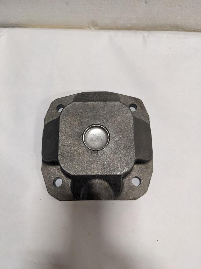 Cummins (3920946) N2 Water Transfer Connection R12TB