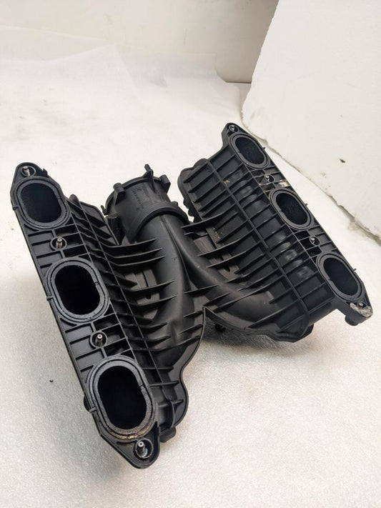 2011-2018 PORSCHE CAYENNE INTAKE MANIFOLD 94611001664 USED R24