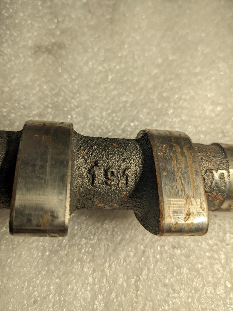 PORSCHE BOXSTER CAYMAN RIGHT EXHAUST CAMSHAFT 3.8L  997060014 USED 996.B.G.L.