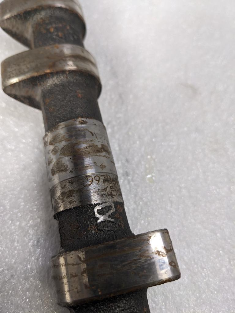 PORSCHE BOXSTER CAYMAN RIGHT EXHAUST CAMSHAFT 3.8L  997060014 USED 996.B.G.L.