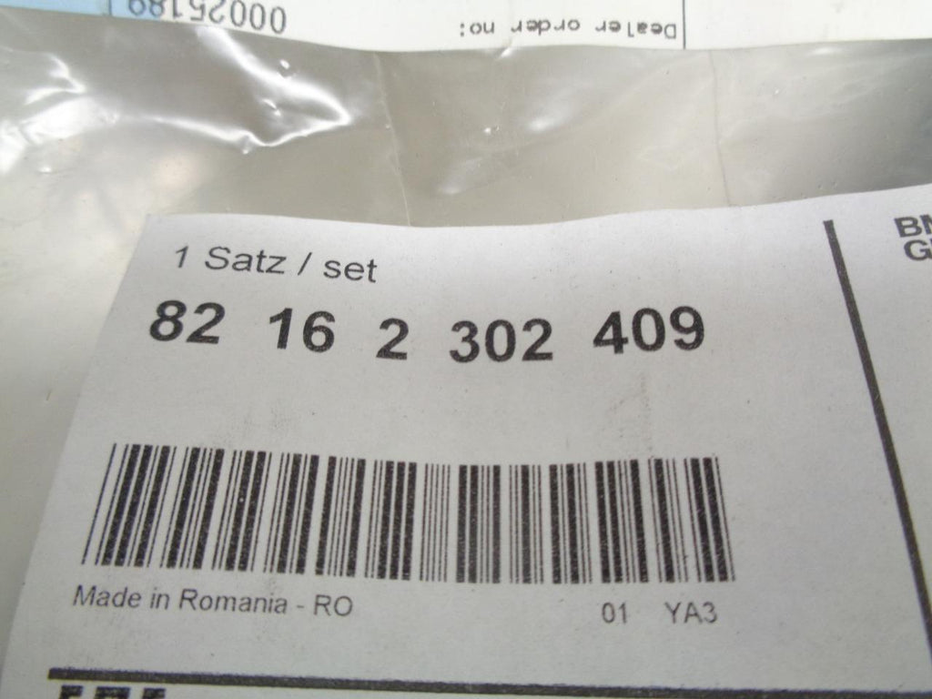 GENUINE BMW FRONT MUD FLAPS (MISSING HARDWARE) 82162302409 NEW R21