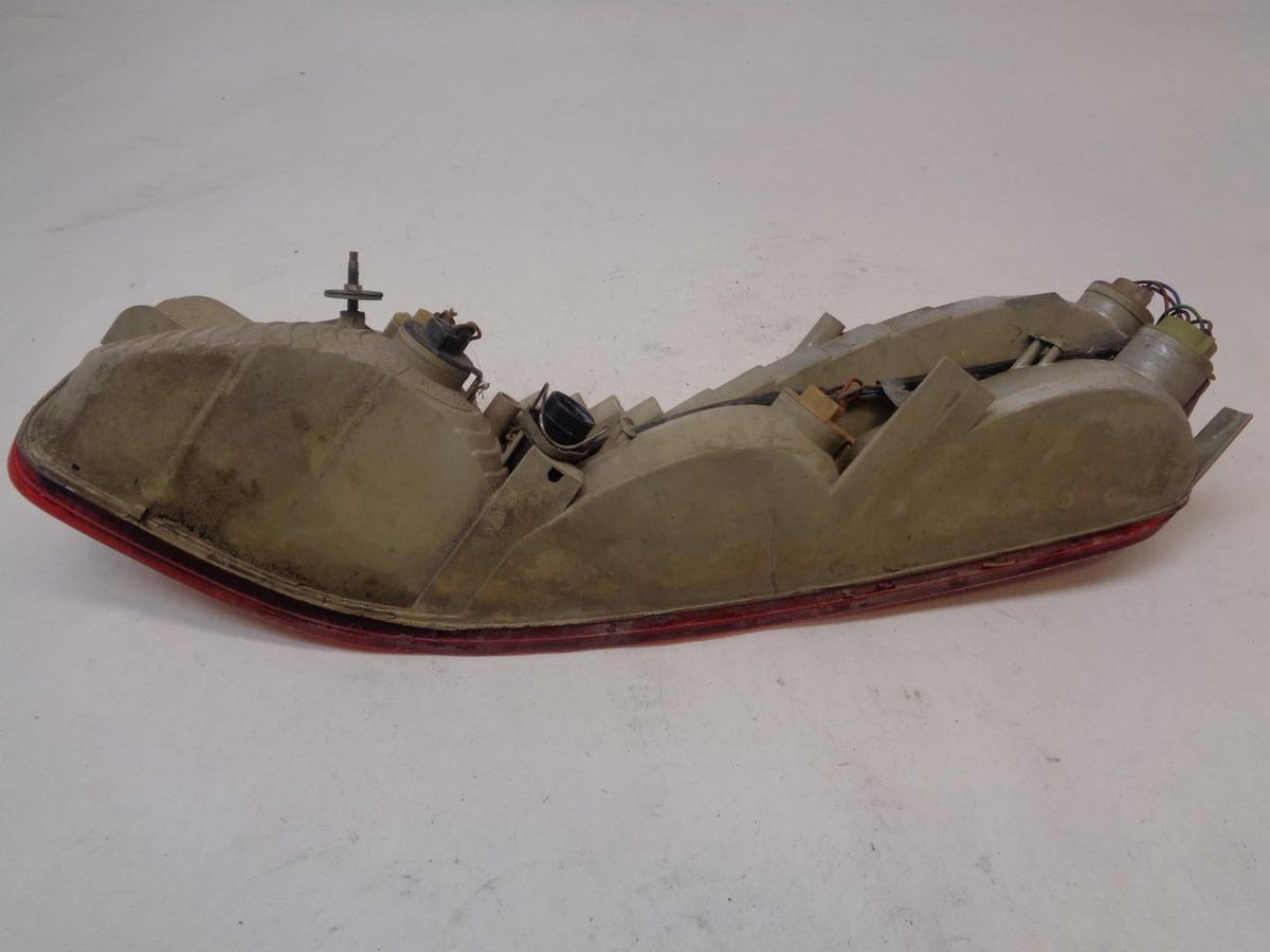 GENUINE PORSCHE 928 LEFT TAIL LIGHT (DAMAGED) 92863104302 R24