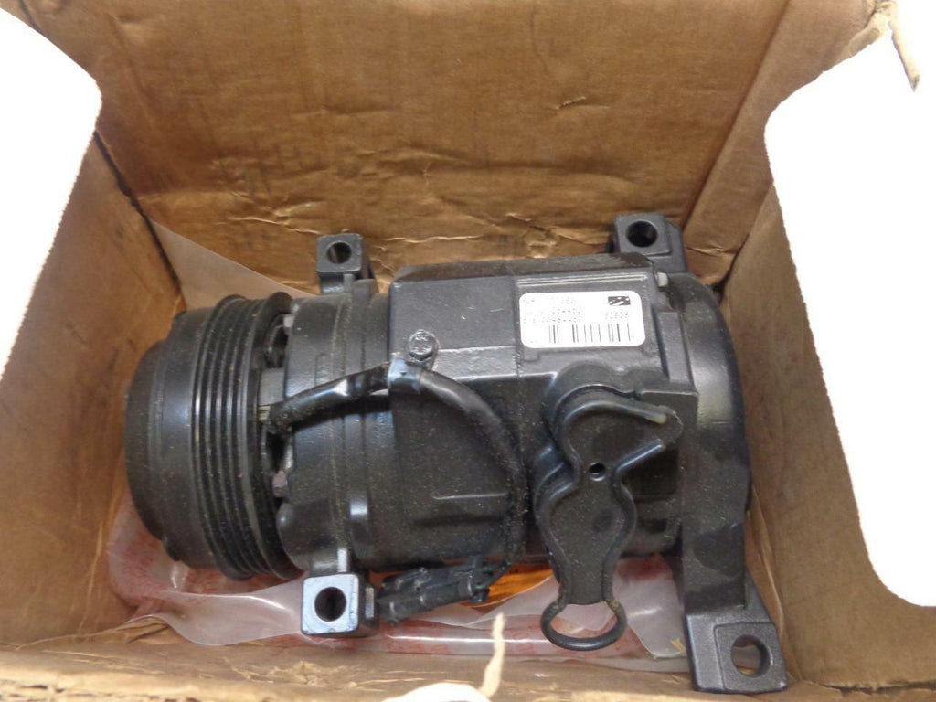 REMANUFACTURED NAPA 524450 AC COMPRESSOR 2002 CADILLAC ESCALADE 5.3L R1