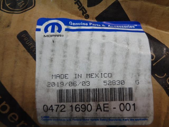 NEW MOPAR SHOCK ABSORBER ASSEMBLY KIT CHRYSLER/DODGE 04721690AE R33