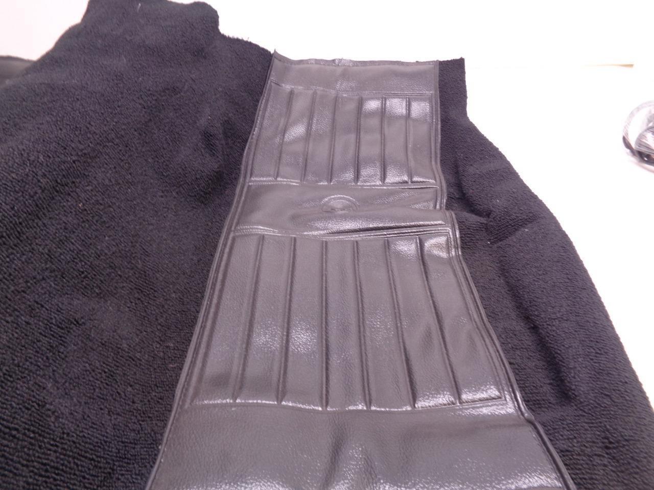 NEW GENUINE CLASSIC FORD MUSTANG CARPET BLACK WITH LOGO SR