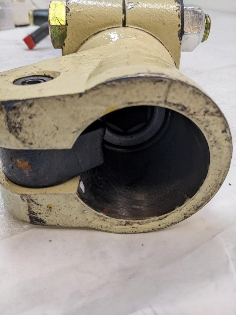 INGERSOLL RAND MX90B PAVEMENT BREAKER 5.75" STROKE 2.62" BORE 1250 BPM NEW H1