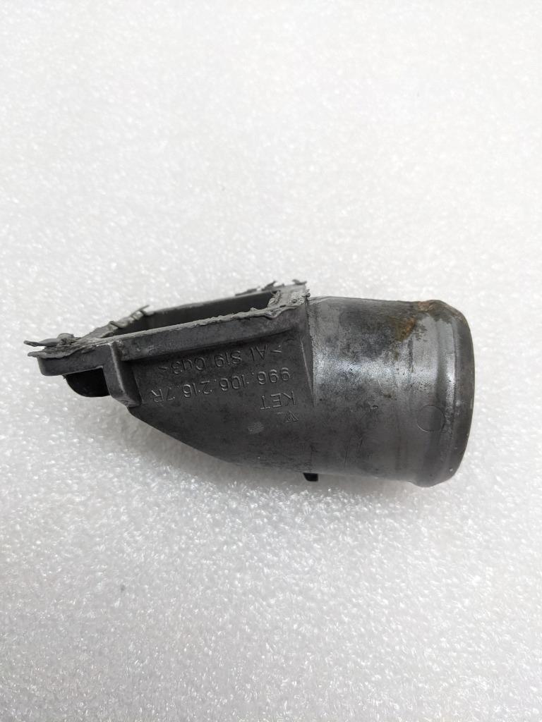 PORSCHE 996/911 BOXSTER AIR TUBE CONNECTION FITTING 9961062167R USED 996GL2T1