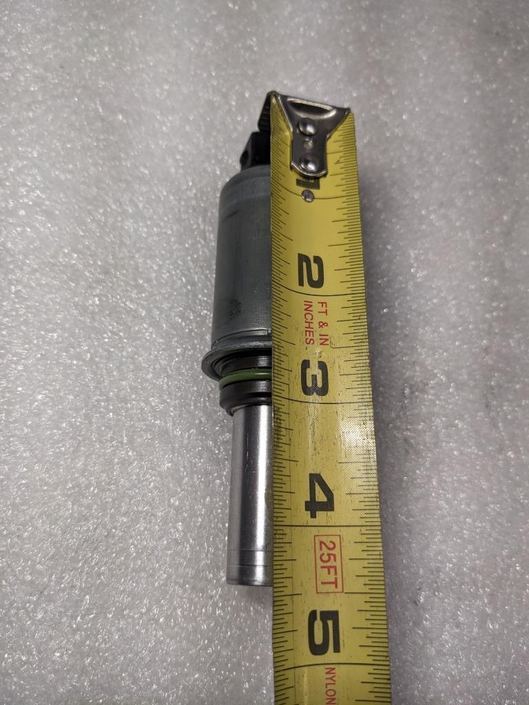 PORSCHE BOXSTER CAYMAN/911 CAMSHAFT ADJUSTER SOLENOID 99610530305 USED 996B.GLT3