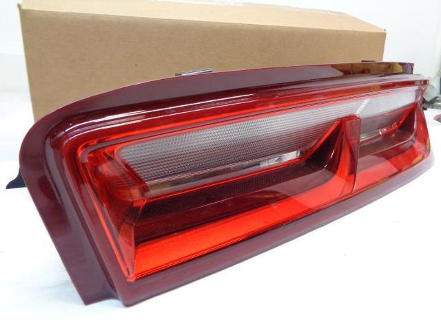 NEW PAIR GENUINE GM L/R TAIL LIGHTS for CHEVY CAMARO 16-18 84136775/6 SR