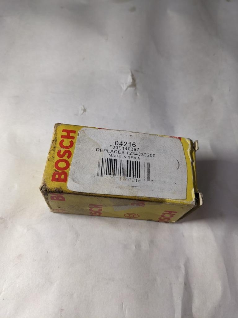 BOSCH DISTRIBUTOR CAP (2) FOR PORSCHE CARERREA/TARGA/TURBO 04216 NEW r20t5