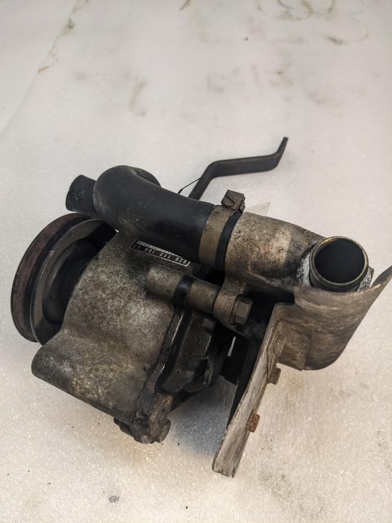 PORSCHE 928 SECONDARY AUXILIARY PUMP 92811310906/92811301700 USED R20