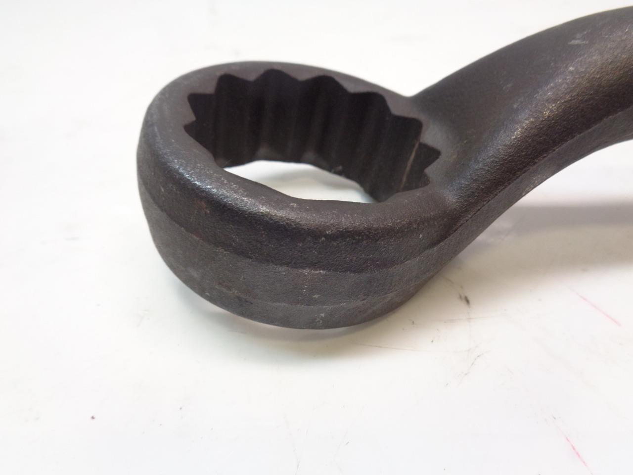 NEW PROTO 2" 12 POINT HEAVY-DUTY OFFSET STRIKING WRENCH 2632SW R22T7