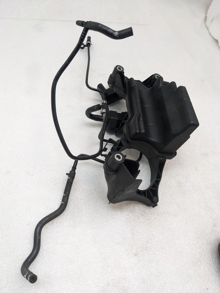 2015-18 PORSCHE PANAMERA VACUUM TANK RESERVOIR 94611013077 USED R22