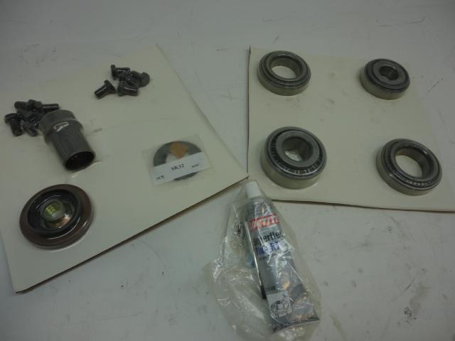 1 NEW GENUINE GEAR AXLE & GEAR MASTER INSTALL KIT 35-2041 FITS TOYOTA R15