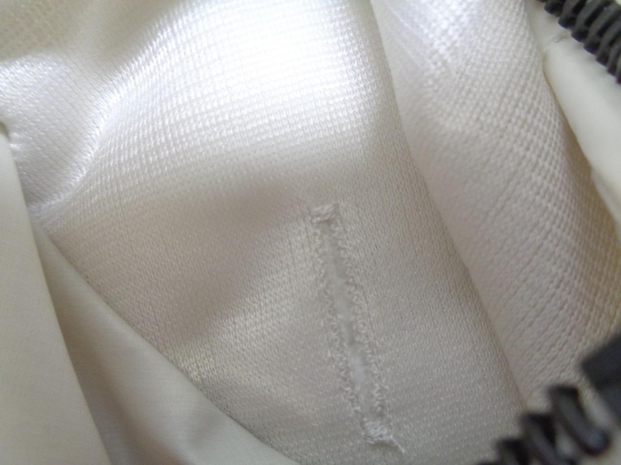 NEW WOMENS NIKE TRAINING JACKET WHITE SIZE XS 485937 SR