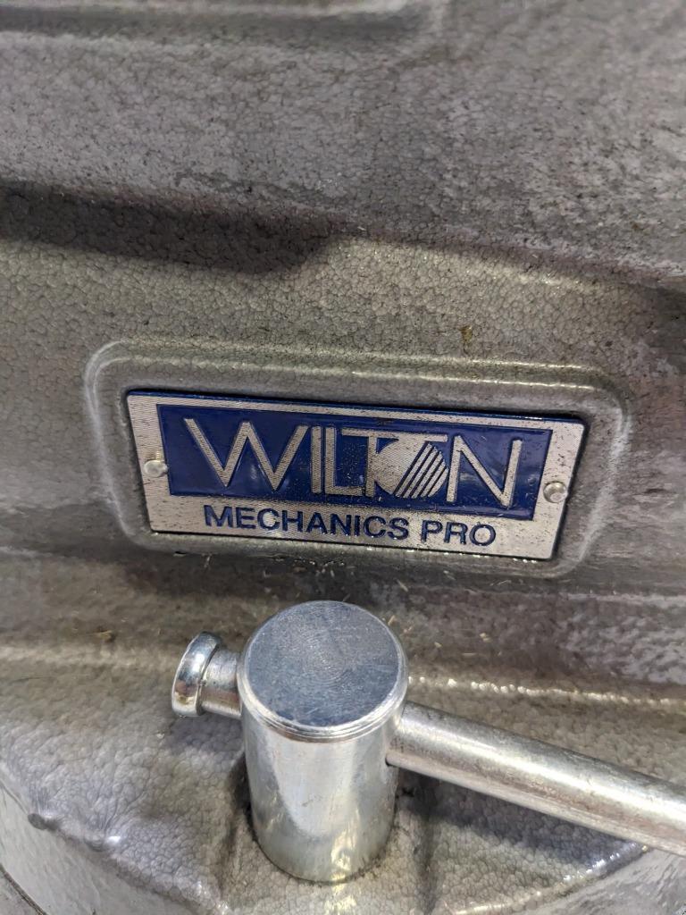 WILTON MP 28814 BENCH VISE 10" JAW WIDTH 12" JAW OPENING 360DEG SWIVEL NEW H1