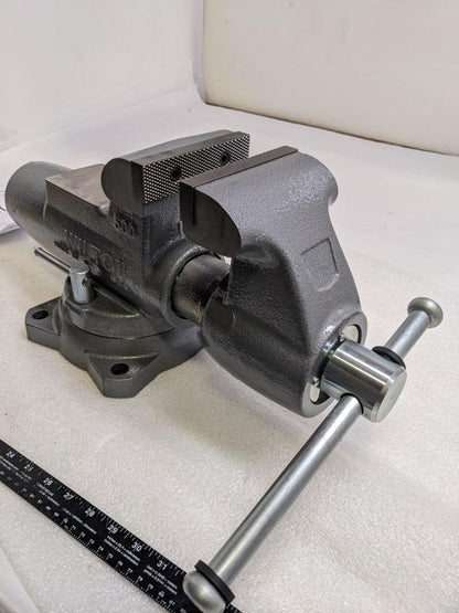 WILTON 28832 BENCH VISE 500S 5" WIDTH 8" OPENING 4-14" DEPTH SWIVEL BASE NEW H1