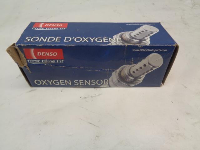 DENSO UNIVERSAL OXYGEN SENSOR 234-4212 , NEW R17