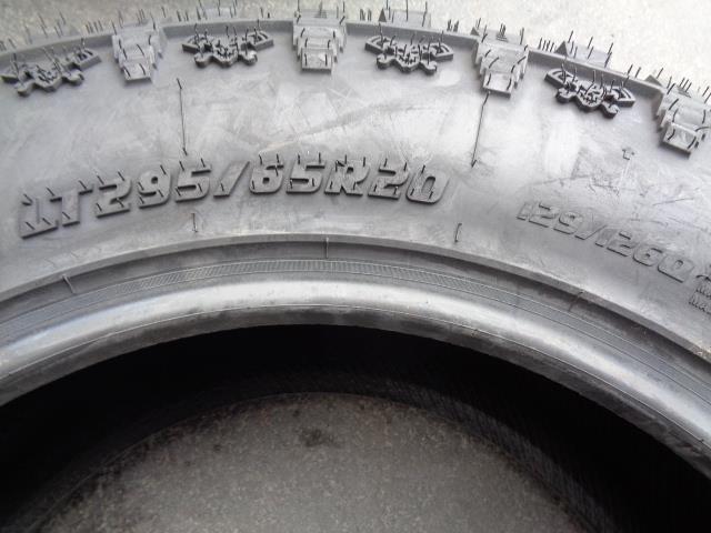 RADAR RENEGADE RT + LT 295 65 R20 129/126Q LRE10PLY  RASYTH0124  SU16