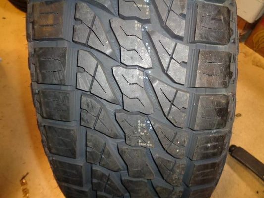 LEAO LIONSPORT A/T BSW LT 285 55 20 122/119S LRE 10PLY TIRE 221019294 BQ4