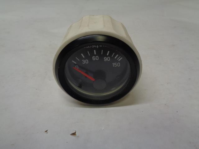 1 USED VDO LBS/SQ. INCH GAUGE 211 002 028A R17T1