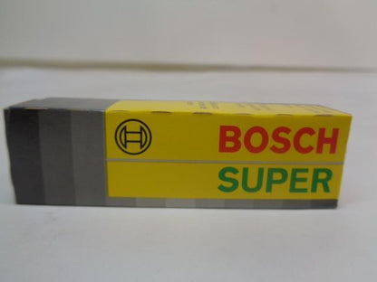 BRAND NEW BOSCH GMC SUPER SPARK PLUG 10 PACK 7586 R13T3