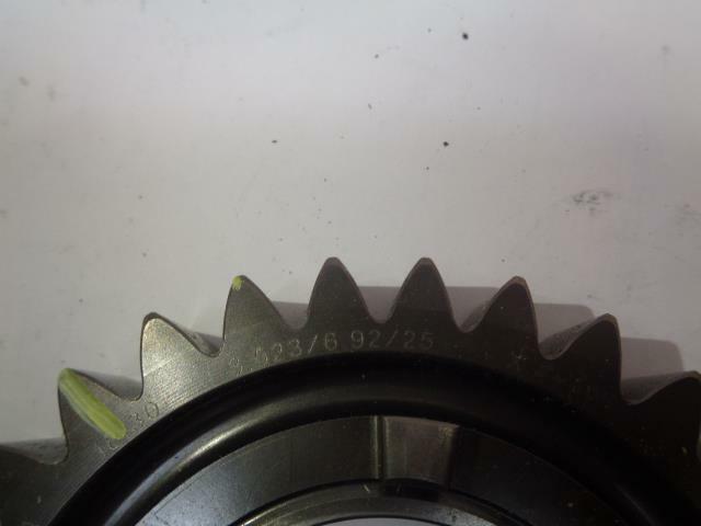 1 NEW XTRAC MOTORSPORT TRANSMISSION GEAR 30T 242-422-8A 18:30 3.523/6.92/25 R8TB