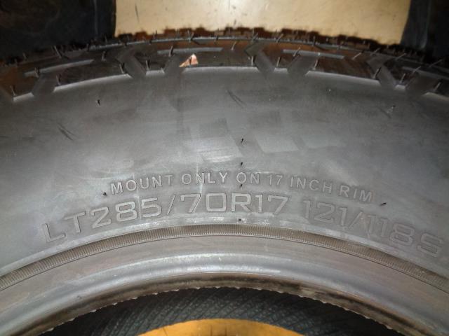 CENTINNIAL NAVPOINT HTX LT 285 70 17 121/118S LRE 10PLY TIRE TNV1728570E BQ4