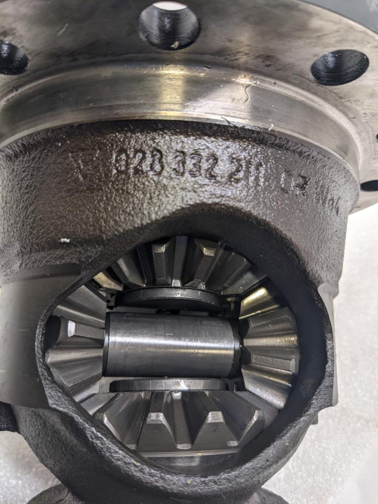 78-82 PORSCHE 928S REAR DIFFERENTIAL AUTOMATIC NON LSD 9283322110R USED R14