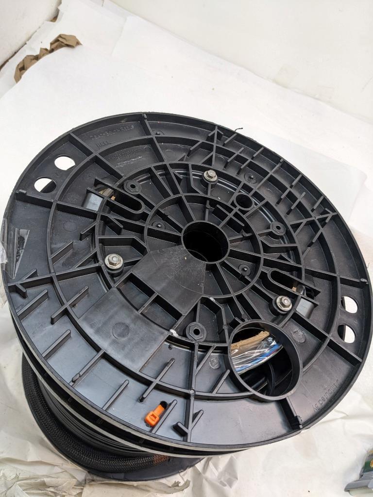 260FT DEAD BOLT REEL OUTDOOR HYBRID FIBER JUMPER 4-STRANDS W PULLING EYE NEW R29