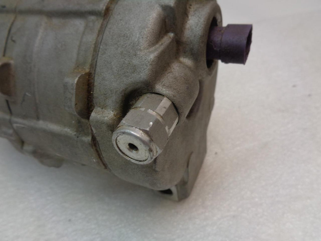 NEW ACDELCO 15-21127 AC COMPRESSOR FITS 00-02 CADILLAC, CHEVY, GMC (VARIOUS) R3