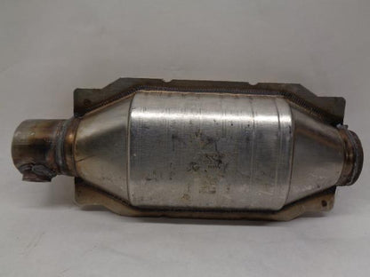 Magnaflow 51578 Direct Fit Catalytic Converter For GM 6.0/6.3L V8 2010-14 R19