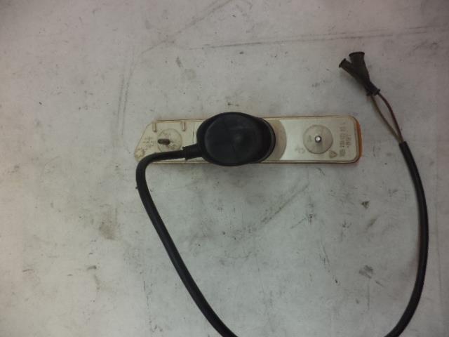 Porsche 928 Left Front Side Marker Light 928 631 411 02 USED GENUINE R25T4